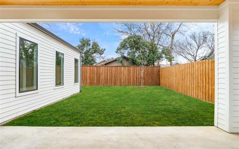 2414 Grigsby Avenue, Dallas, TX 75204, 4 Bedrooms Bedrooms, ,3 BathroomsBathrooms,Residential,For Sale,2414 Grigsby Avenue,20837343