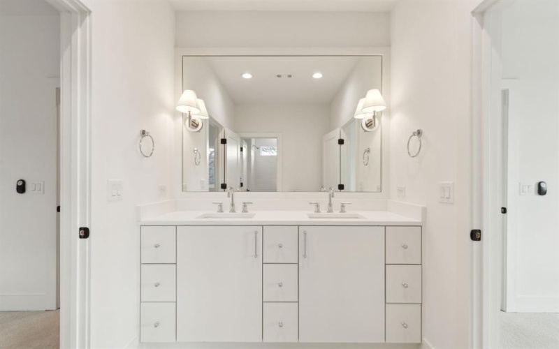 4601 Hopkins Avenue, Dallas, TX 75209, 3 Habitaciones Habitaciones , ,2 BañosBaños,Residential,En Venta,4601 Hopkins Avenue,20818629