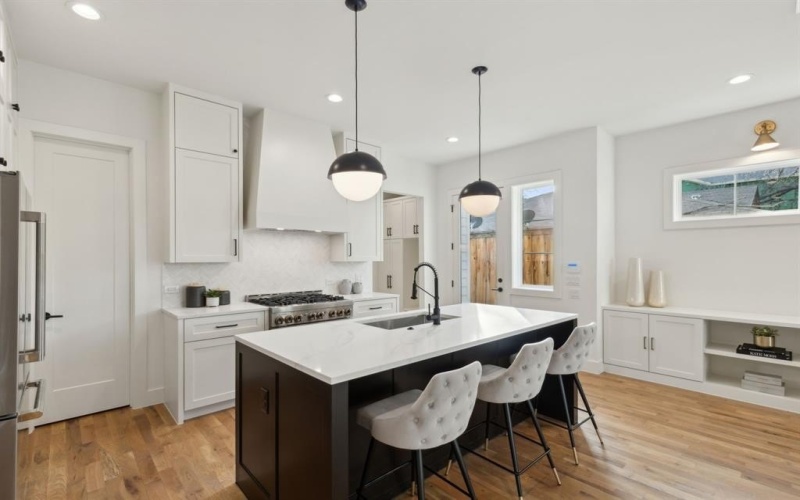 4601 Hopkins Avenue, Dallas, TX 75209, 3 Habitaciones Habitaciones , ,2 BañosBaños,Residential,En Venta,4601 Hopkins Avenue,20818629