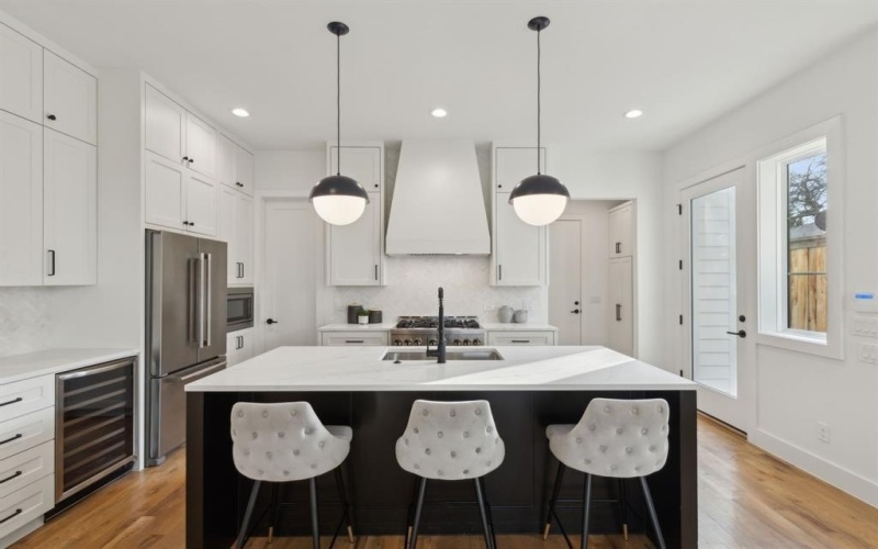 4601 Hopkins Avenue, Dallas, TX 75209, 3 Habitaciones Habitaciones , ,2 BañosBaños,Residential,En Venta,4601 Hopkins Avenue,20818629