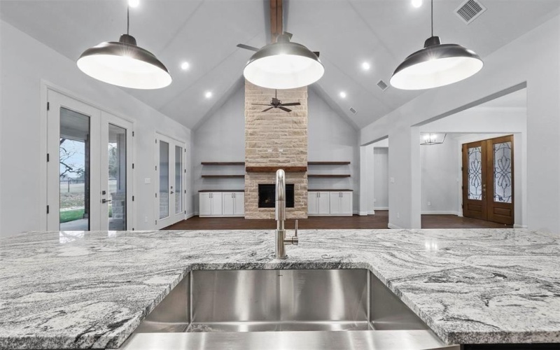 3702 Dry Creek Road, Granbury, TX 76049, 3 Bedrooms Bedrooms, ,3 BathroomsBathrooms,Residential,For Sale,3702 Dry Creek Road,20819457