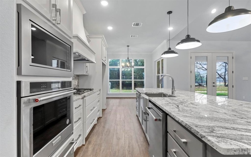 3702 Dry Creek Road, Granbury, TX 76049, 3 Bedrooms Bedrooms, ,3 BathroomsBathrooms,Residential,For Sale,3702 Dry Creek Road,20819457