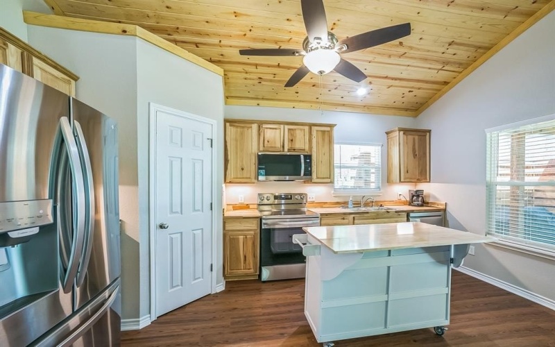 2442 Private Road 7908, Hawkins, TX 75765, 2 Habitaciones Habitaciones , ,2 BañosBaños,Residential,En Venta,2442 Private Road 7908,20904223
