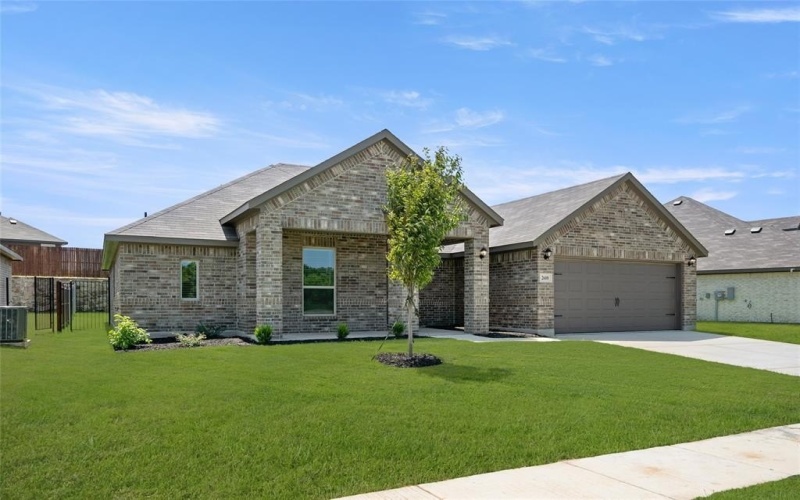 2608 Streamside Drive, Burleson, TX 76028, 4 Habitaciones Habitaciones , ,2 BañosBaños,Residential,En Venta,2608 Streamside Drive,20887755