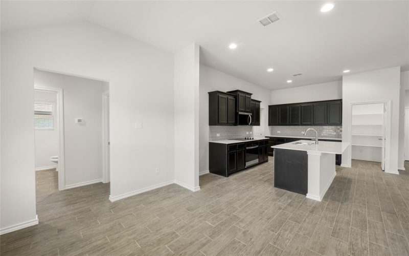2608 Streamside Drive, Burleson, TX 76028, 4 Habitaciones Habitaciones , ,2 BañosBaños,Residential,En Venta,2608 Streamside Drive,20887755