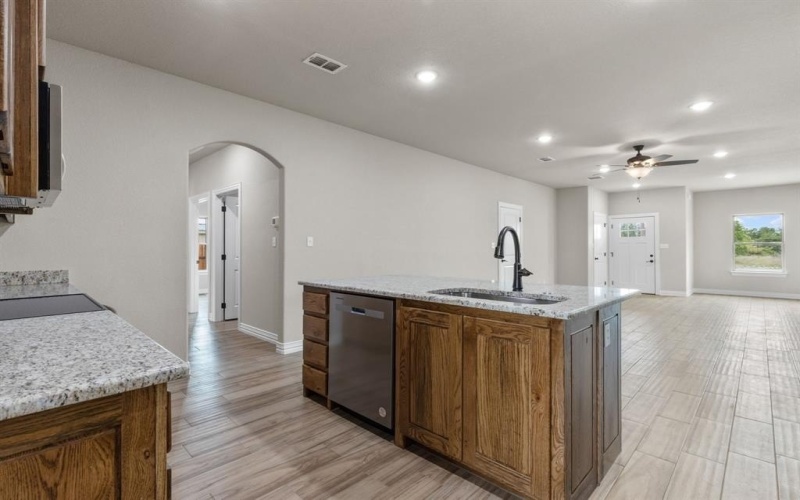 2685 Thompson Road, Weatherford, TX 76087, 3 Bedrooms Bedrooms, ,2 BathroomsBathrooms,Residential,For Sale,2685 Thompson Road,20893055