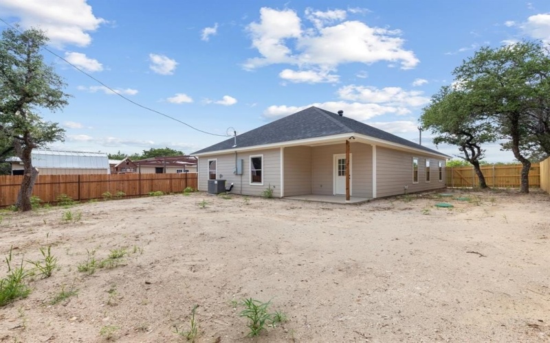 2685 Thompson Road, Weatherford, TX 76087, 3 Bedrooms Bedrooms, ,2 BathroomsBathrooms,Residential,For Sale,2685 Thompson Road,20893055