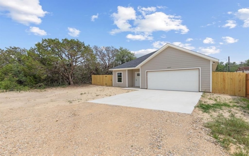 2685 Thompson Road, Weatherford, TX 76087, 3 Bedrooms Bedrooms, ,2 BathroomsBathrooms,Residential,For Sale,2685 Thompson Road,20893055