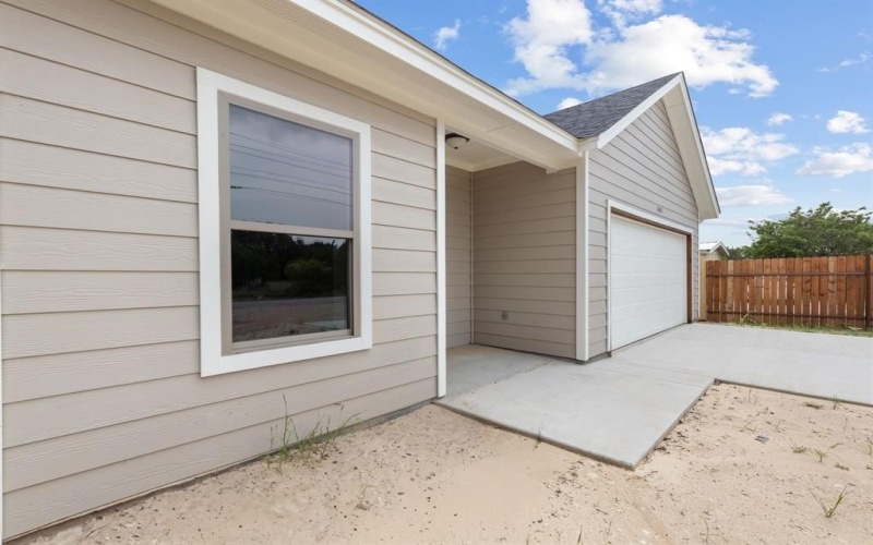 2685 Thompson Road, Weatherford, TX 76087, 3 Bedrooms Bedrooms, ,2 BathroomsBathrooms,Residential,For Sale,2685 Thompson Road,20893055