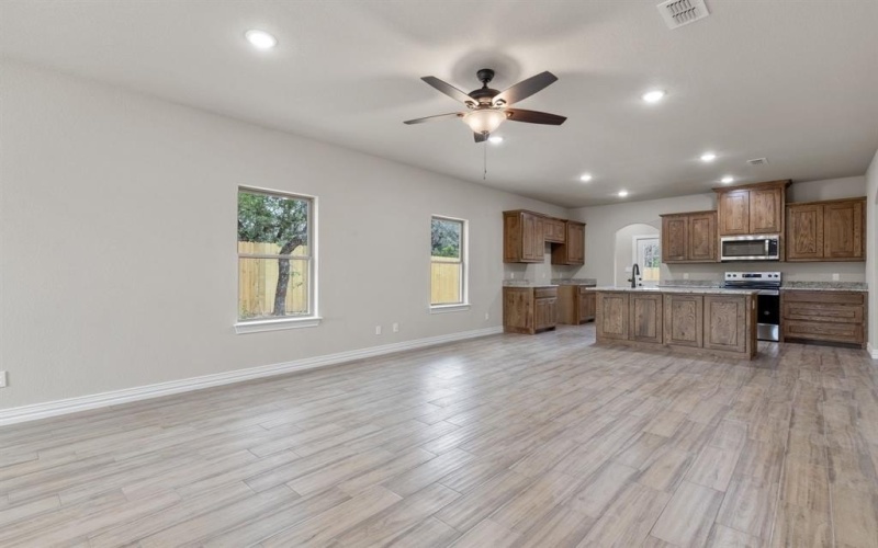 2685 Thompson Road, Weatherford, TX 76087, 3 Bedrooms Bedrooms, ,2 BathroomsBathrooms,Residential,For Sale,2685 Thompson Road,20893055