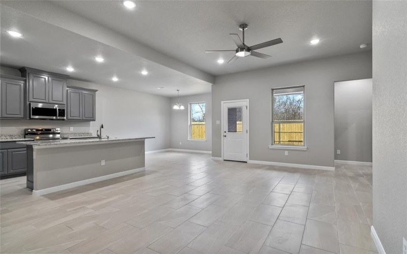 605 S Oran Avenue, Cleburne, TX 76031, 3 Bedrooms Bedrooms, ,2 BathroomsBathrooms,Residential Lease,For Rent,605 S Oran Avenue,20894742