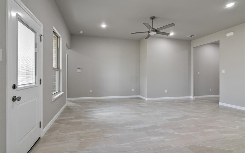 605 S Oran Avenue, Cleburne, TX 76031, 3 Bedrooms Bedrooms, ,2 BathroomsBathrooms,Residential Lease,For Rent,605 S Oran Avenue,20894742