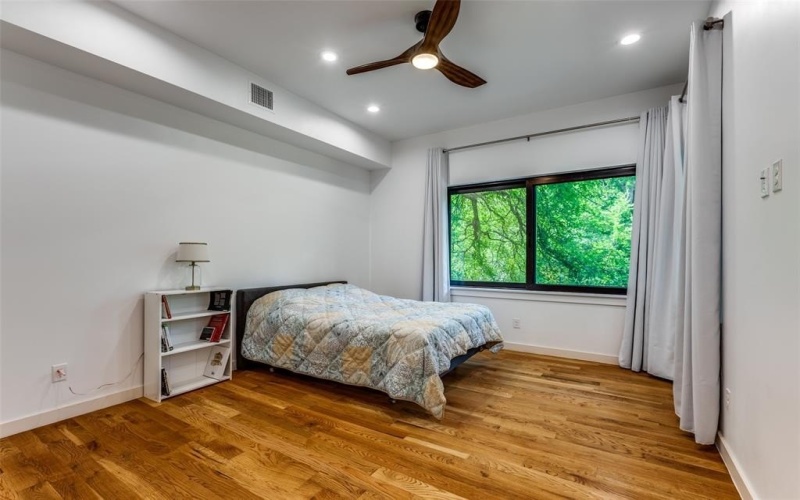 8803 Eustis Avenue, Dallas, TX 75218, 4 Bedrooms Bedrooms, ,5 BathroomsBathrooms,Residential,For Sale,8803 Eustis Avenue,20896276