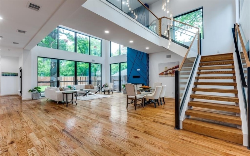 8803 Eustis Avenue, Dallas, TX 75218, 4 Bedrooms Bedrooms, ,5 BathroomsBathrooms,Residential,For Sale,8803 Eustis Avenue,20896276
