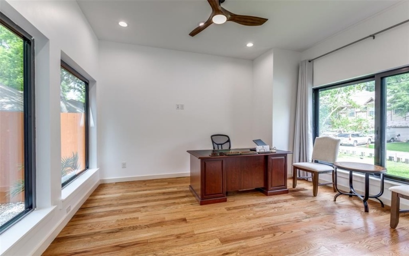 8803 Eustis Avenue, Dallas, TX 75218, 4 Bedrooms Bedrooms, ,5 BathroomsBathrooms,Residential,For Sale,8803 Eustis Avenue,20896276