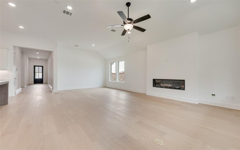 1151 Nora Lane, Forney, TX 75126, 4 Bedrooms Bedrooms, ,3 BathroomsBathrooms,Residential,For Sale,1151 Nora Lane,20894087