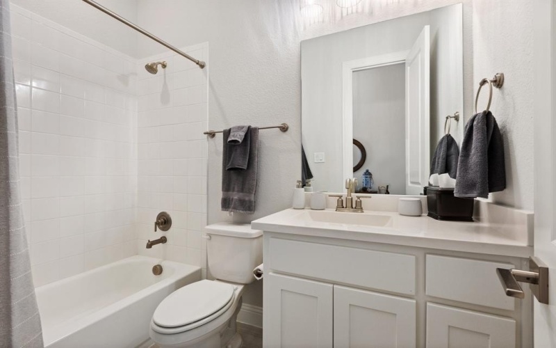 6225 Whitebrush Place, Fort Worth, TX 76123, 3 Bedrooms Bedrooms, ,2 BathroomsBathrooms,Residential,For Sale,6225 Whitebrush Place,20898424