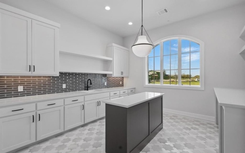 1418 Clydesdale Road, Bartonville, TX 76226, 5 Bedrooms Bedrooms, ,6 BathroomsBathrooms,Residential,For Sale,1418 Clydesdale Road,20898815