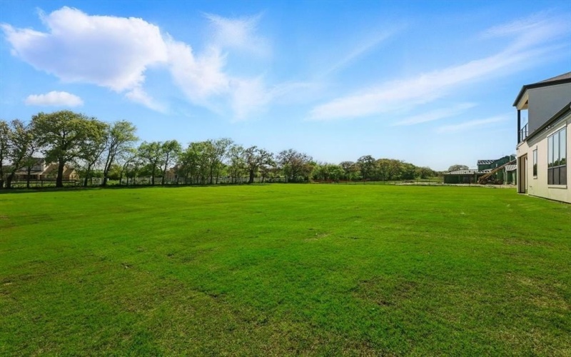1418 Clydesdale Road, Bartonville, TX 76226, 5 Bedrooms Bedrooms, ,6 BathroomsBathrooms,Residential,For Sale,1418 Clydesdale Road,20898815