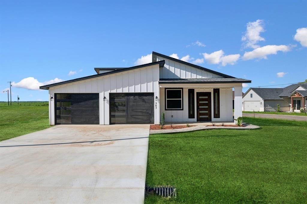 363 Cross Tie Ranch Road, Trinidad, TX 75163, 2 Bedrooms Bedrooms, ,2 BathroomsBathrooms,Residential,For Sale,363 Cross Tie Ranch Road,20896940