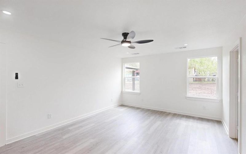 234 Cottonwood, Wilmer, TX 75172, 5 Habitaciones Habitaciones , ,3 BañosBaños,Residential,En Venta,234 Cottonwood,20889421