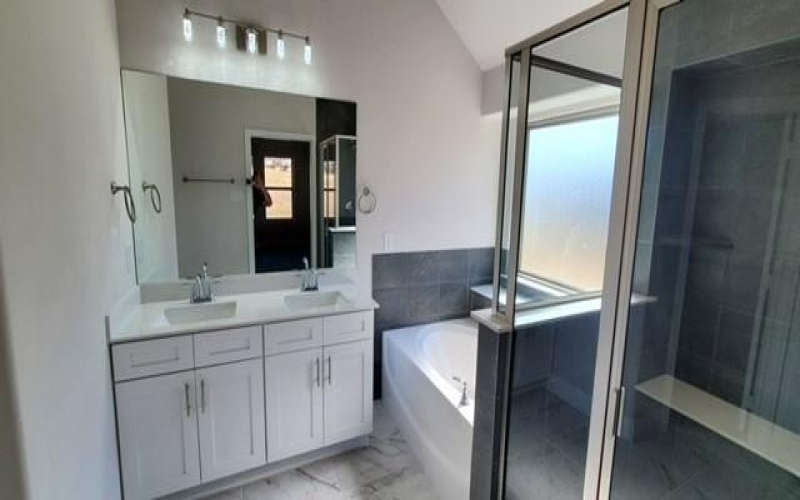 906 Maxine Drive, Athens, TX 75751, 4 Habitaciones Habitaciones , ,2 BañosBaños,Residential,En Venta,906 Maxine Drive,20897191