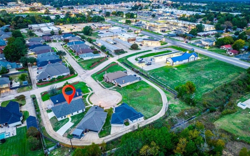 4230 Primrose Lane, Paris, TX 75462, 4 Habitaciones Habitaciones , ,3 BañosBaños,Residential,En Venta,4230 Primrose Lane,20918522