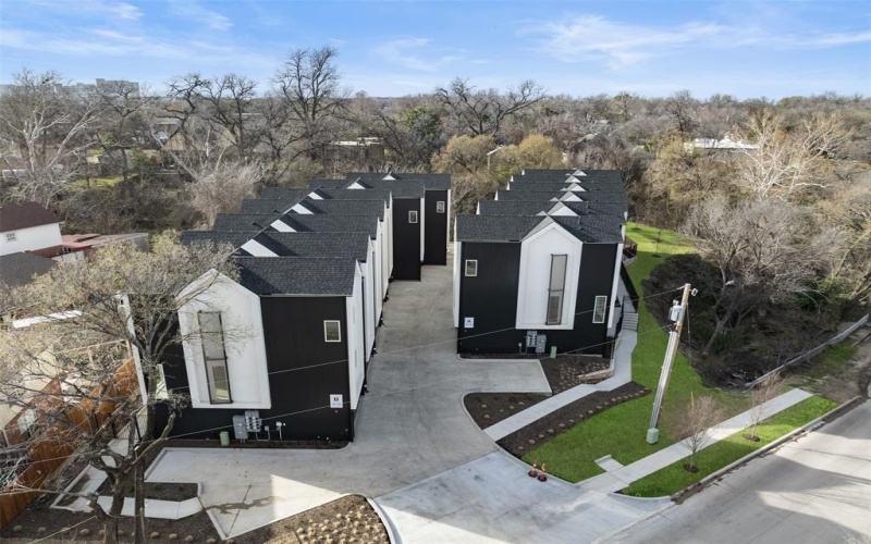 4811 Denton Drive #105, Dallas, TX 75235, 3 Bedrooms Bedrooms, ,3 BathroomsBathrooms,Residential,For Sale,4811 Denton Drive,20908903