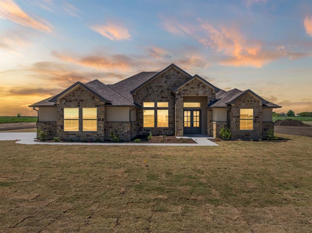 945 Galaxy Road, Woodway, TX 76712, 4 Bedrooms Bedrooms, ,3 BathroomsBathrooms,Residential,For Sale,945 Galaxy Road,20912440