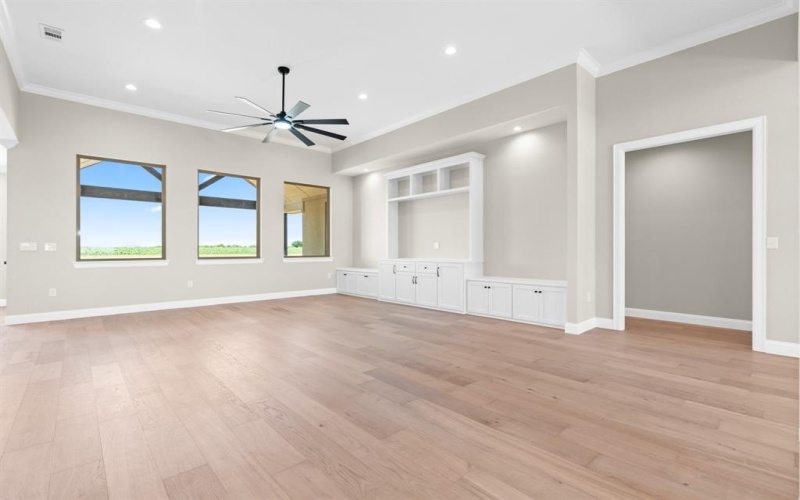 945 Galaxy Road, Woodway, TX 76712, 4 Bedrooms Bedrooms, ,3 BathroomsBathrooms,Residential,For Sale,945 Galaxy Road,20912440