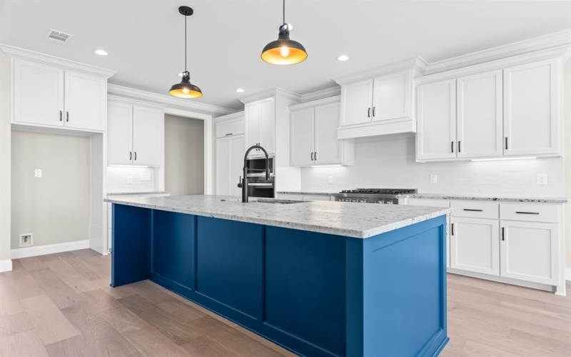 945 Galaxy Road, Woodway, TX 76712, 4 Bedrooms Bedrooms, ,3 BathroomsBathrooms,Residential,For Sale,945 Galaxy Road,20912440