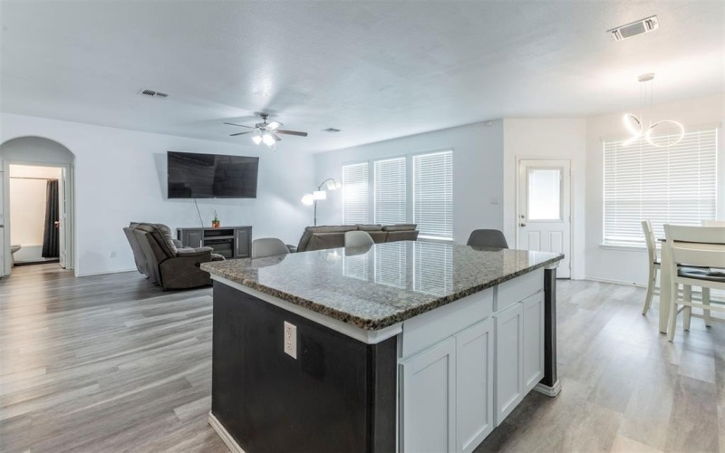 2904 Beutel Road, Waco, TX 76655, 5 Habitaciones Habitaciones , ,3 BañosBaños,Residential,En Venta,2904 Beutel Road,20921948