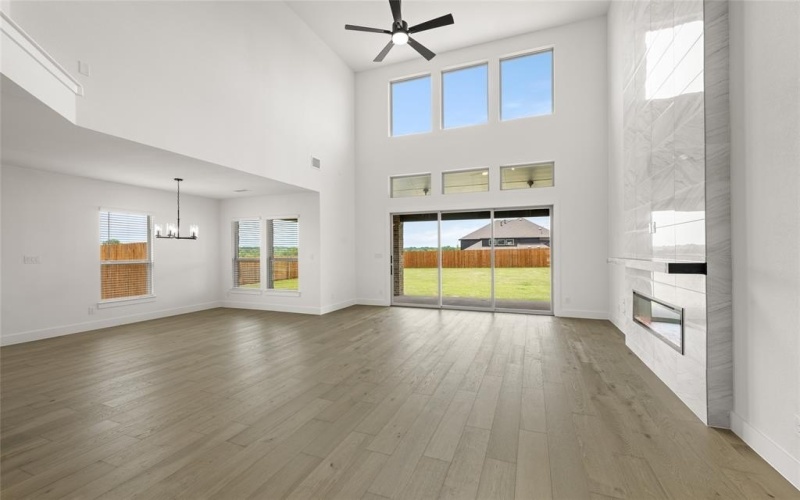 301 E Cheyenne Mountain Corner, Ovilla, TX 75154, 5 Habitaciones Habitaciones , ,3 BañosBaños,Residential,En Venta,301 E Cheyenne Mountain Corner,20911154
