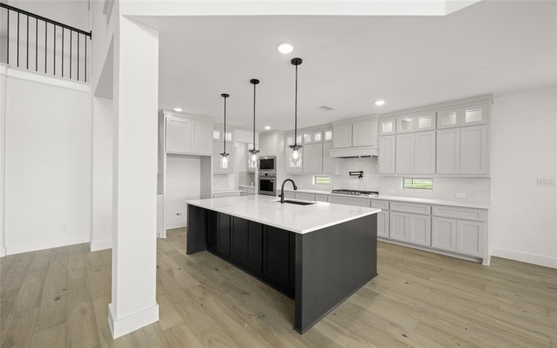 301 E Cheyenne Mountain Corner, Ovilla, TX 75154, 5 Habitaciones Habitaciones , ,3 BañosBaños,Residential,En Venta,301 E Cheyenne Mountain Corner,20911154