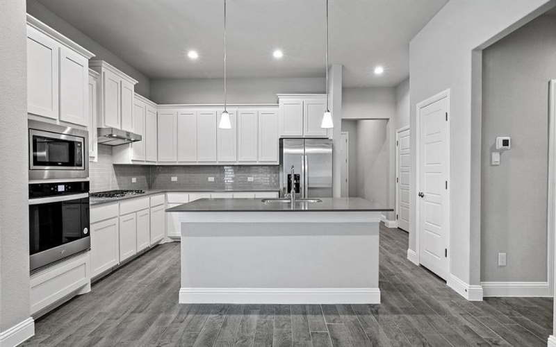 10621 ZIRCON Lane, Fort Worth, TX 76036, 4 Bedrooms Bedrooms, ,2 BathroomsBathrooms,Residential,For Sale,10621 ZIRCON Lane,20915769