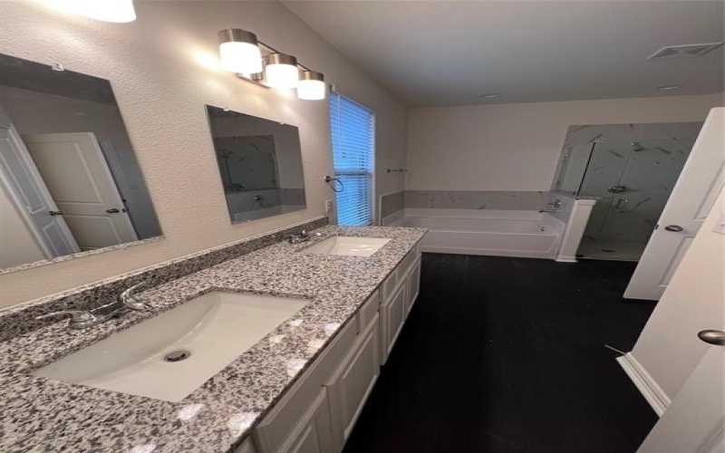 1607 Fairway Drive, Sherman, TX 75090, 4 Bedrooms Bedrooms, ,2 BathroomsBathrooms,Residential Lease,For Rent,1607 Fairway Drive,20909374
