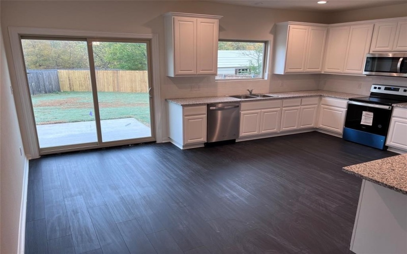 1607 Fairway Drive, Sherman, TX 75090, 4 Bedrooms Bedrooms, ,2 BathroomsBathrooms,Residential Lease,For Rent,1607 Fairway Drive,20909374