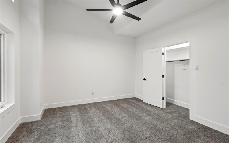 2515 Southland Street, Dallas, TX 75215, 4 Bedrooms Bedrooms, ,2 BathroomsBathrooms,Residential,For Sale,2515 Southland Street,20909650