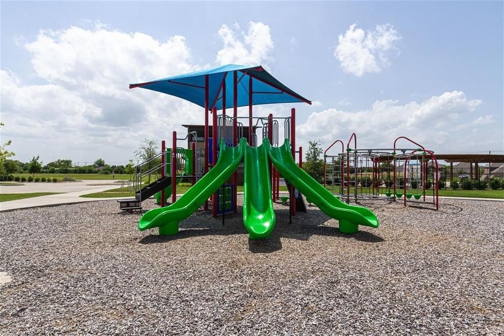 310 Crape Myrtle Drive, Wylie, TX 75098, 5 Bedrooms Bedrooms, ,5 BathroomsBathrooms,Residential,For Sale,310 Crape Myrtle Drive,20917953