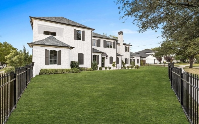 3808 Beechwood Lane, Dallas, TX 75220, 4 Bedrooms Bedrooms, ,5 BathroomsBathrooms,Residential,For Sale,3808 Beechwood Lane,20921757