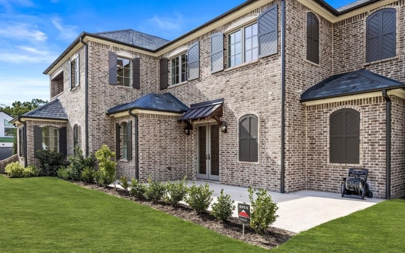 3808 Beechwood Lane, Dallas, TX 75220, 4 Bedrooms Bedrooms, ,5 BathroomsBathrooms,Residential,For Sale,3808 Beechwood Lane,20921757