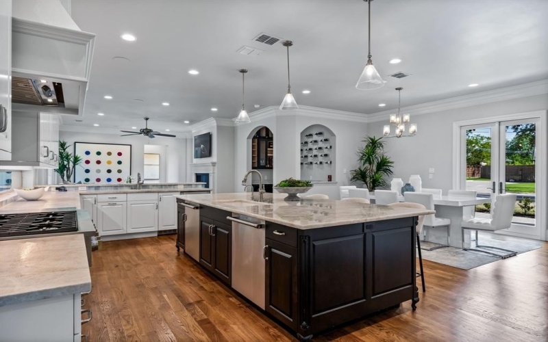 3808 Beechwood Lane, Dallas, TX 75220, 4 Bedrooms Bedrooms, ,5 BathroomsBathrooms,Residential,For Sale,3808 Beechwood Lane,20921757