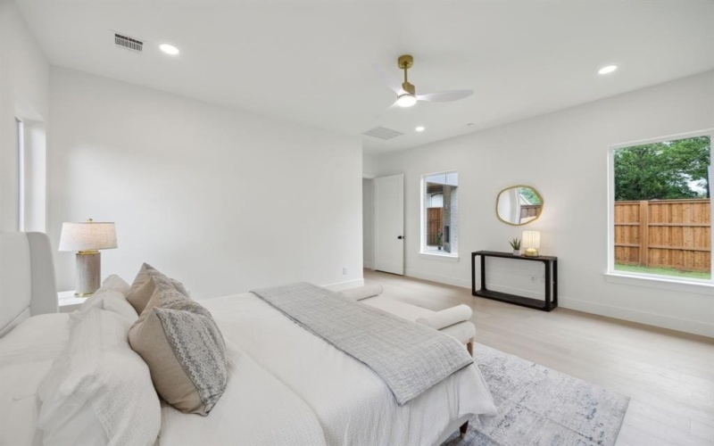 6240 Richmond Avenue, Dallas, TX 75214, 5 Habitaciones Habitaciones , ,6 BañosBaños,Residential,En Venta,6240 Richmond Avenue,20922025