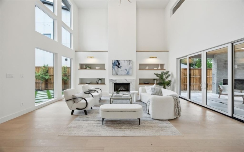 6240 Richmond Avenue, Dallas, TX 75214, 5 Habitaciones Habitaciones , ,6 BañosBaños,Residential,En Venta,6240 Richmond Avenue,20922025