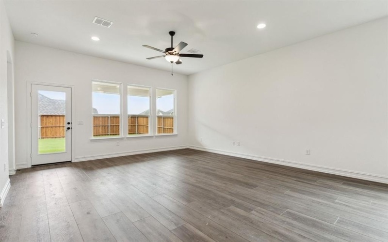 1624 Cottonwood Valley Drive, Celina, TX 75009, 5 Bedrooms Bedrooms, ,5 BathroomsBathrooms,Residential,For Sale,1624 Cottonwood Valley Drive,20907943