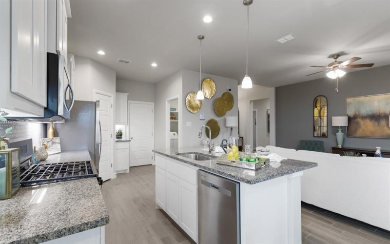 15148 GREEN BLUFF Drive, Fort Worth, TX 76008, 4 Bedrooms Bedrooms, ,2 BathroomsBathrooms,Residential,For Sale,15148 GREEN BLUFF Drive,20922152