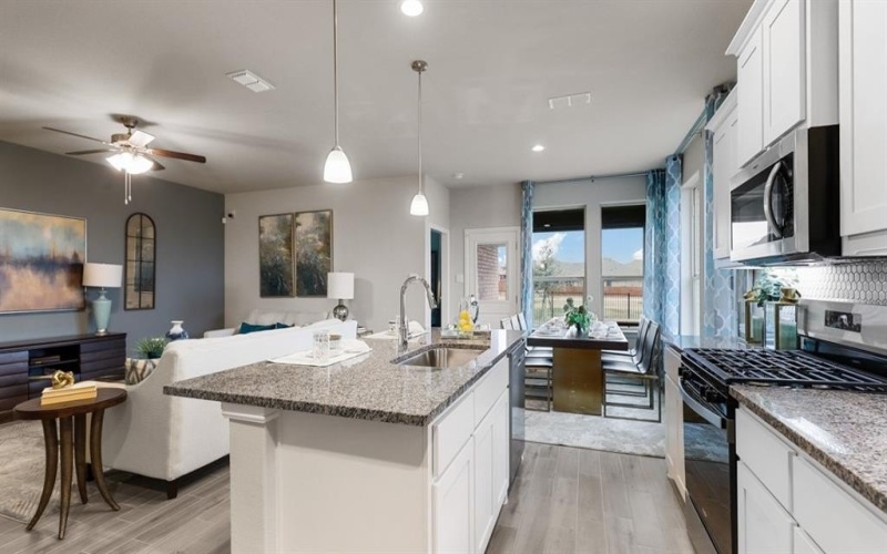 15148 GREEN BLUFF Drive, Fort Worth, TX 76008, 4 Bedrooms Bedrooms, ,2 BathroomsBathrooms,Residential,For Sale,15148 GREEN BLUFF Drive,20922152