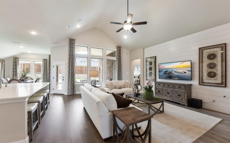 1851 Silver Birch Road, Waxahachie, TX 75165, 4 Bedrooms Bedrooms, ,3 BathroomsBathrooms,Residential,For Sale,1851 Silver Birch Road,20933373