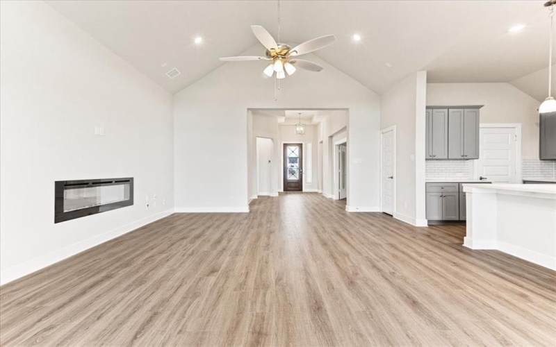 1851 Silver Birch Road, Waxahachie, TX 75165, 4 Bedrooms Bedrooms, ,3 BathroomsBathrooms,Residential,For Sale,1851 Silver Birch Road,20933373