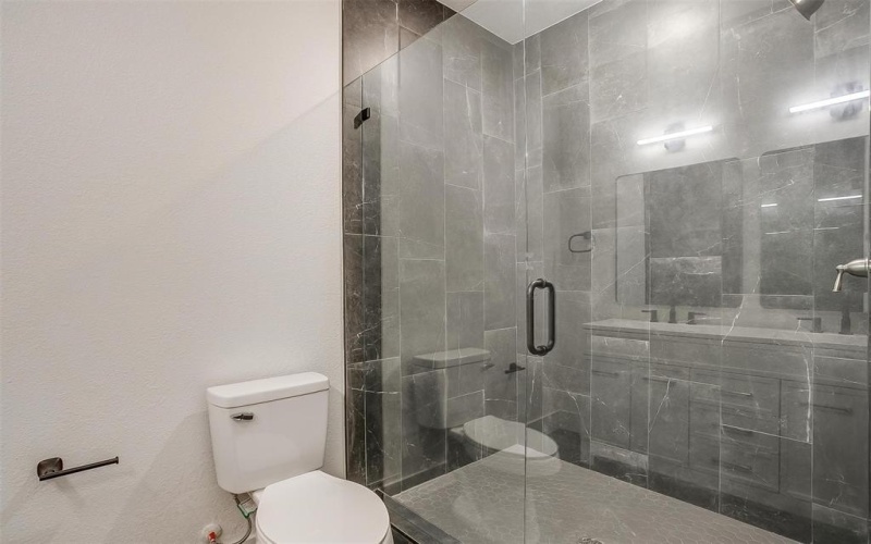 211 N 4th Street, Grandview, TX 76050, 3 Bedrooms Bedrooms, ,2 BathroomsBathrooms,Residential,For Sale,211 N 4th Street,20933472